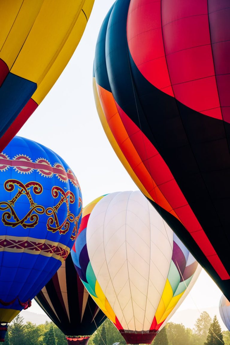 Unlocking the Magic of Festive Landing Pages: Lessons from the Best